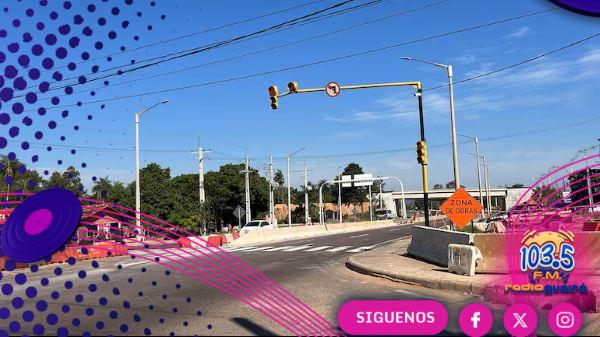MOPC inicia retiro de semáforo tras accidente en Pedrozo