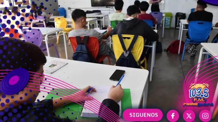 Adiós al celular en recreos y aulas: México restringirá su uso